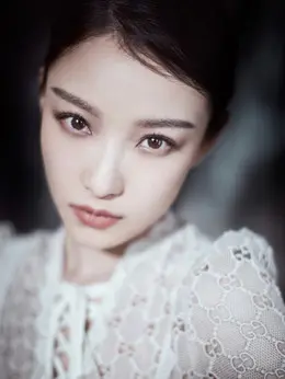 阿花（倪妮饰演）